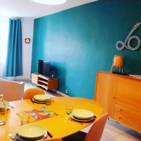 Le Seventie's Apartment *